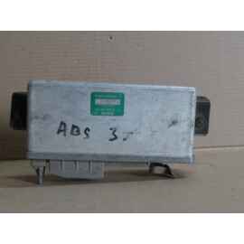 Блок управления ABS AUDI 100 (82-90г)