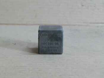 Реле (прочие) AUDI (80/90) B3 (87-91г)