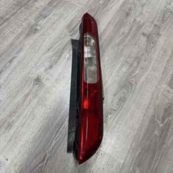 Фонарь задний правый FORD FOCUS 2 (05-08г)