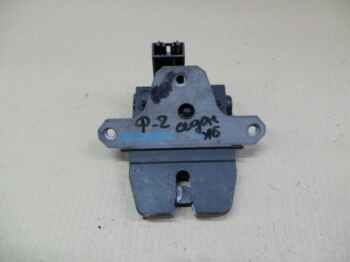 Замок багажника FORD FOCUS 2 (05-08г) Замок багажника FORD FOCUS 2 (05-08г)