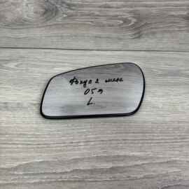 Стекло зеркала левое FORD FOCUS 2 (05-08г) МЕХАН