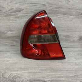 Фонарь задний левый MITSUBISHI CARISMA (95-99г) (99-04г) ХЭТЧБЭК