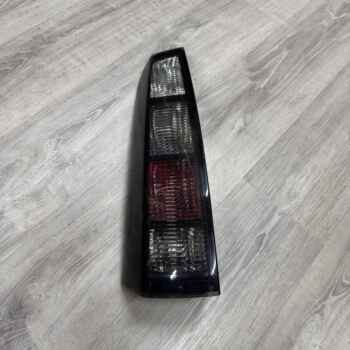 Фонарь задний левый OPEL MERIVA (03-09г) Фонарь задний левый OPEL MERIVA (03-09г)